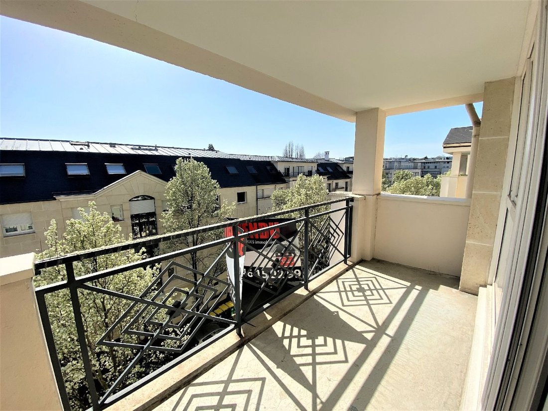 Apartment in La Fontaine-Parc des Sceaux-Croix de Berny-Centre Ville, Antony, France 2 - 18128092