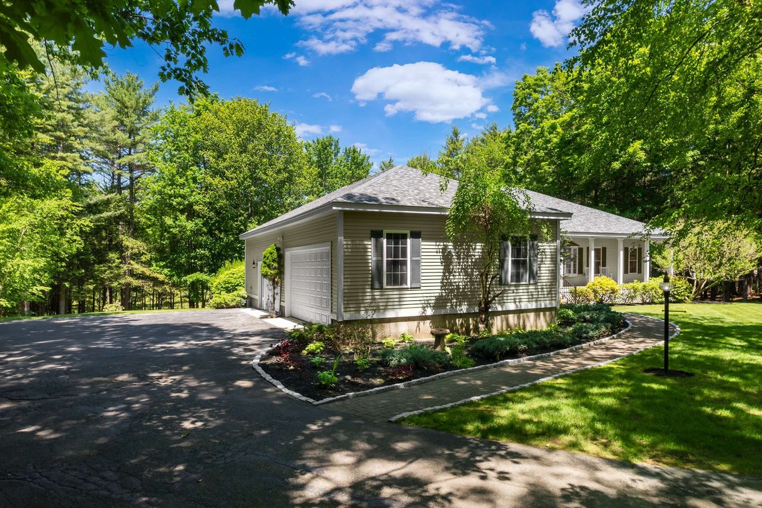 House in Eliot, Maine, United States 3 - 18129551