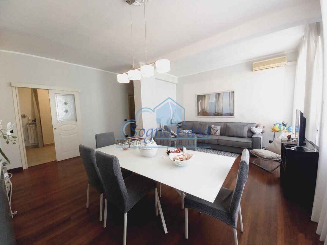 Apartment in Historic Center, Viareggio, Tuscany 5 - 18133312