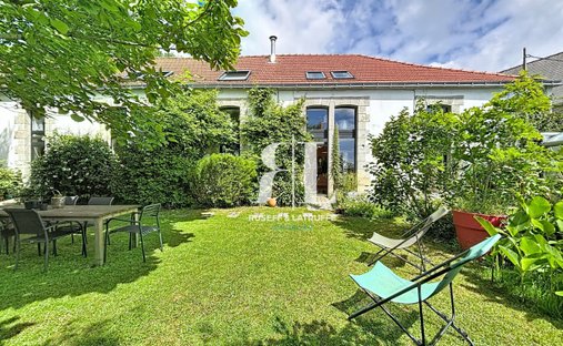 Penthouse in Hennebont, Brittany, France 1