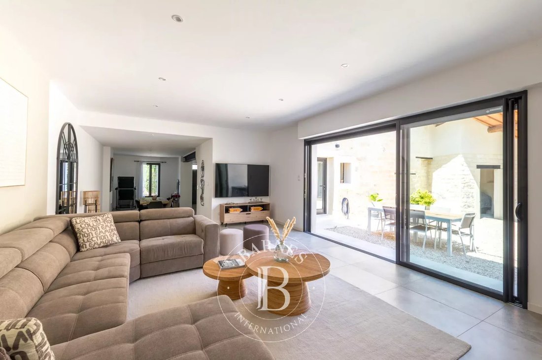 Townhouse in Mauguio, Occitania, France 2 - 18010559