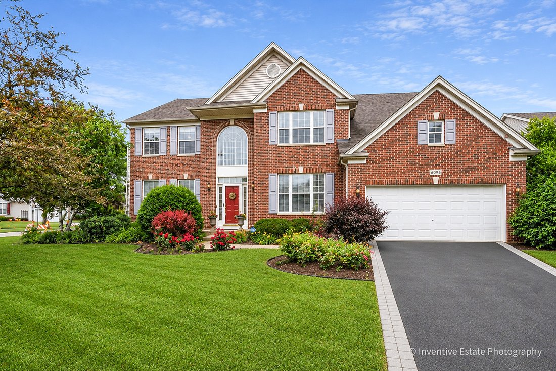 House in Hoffman Estates, Illinois, United States 1 - 18132737