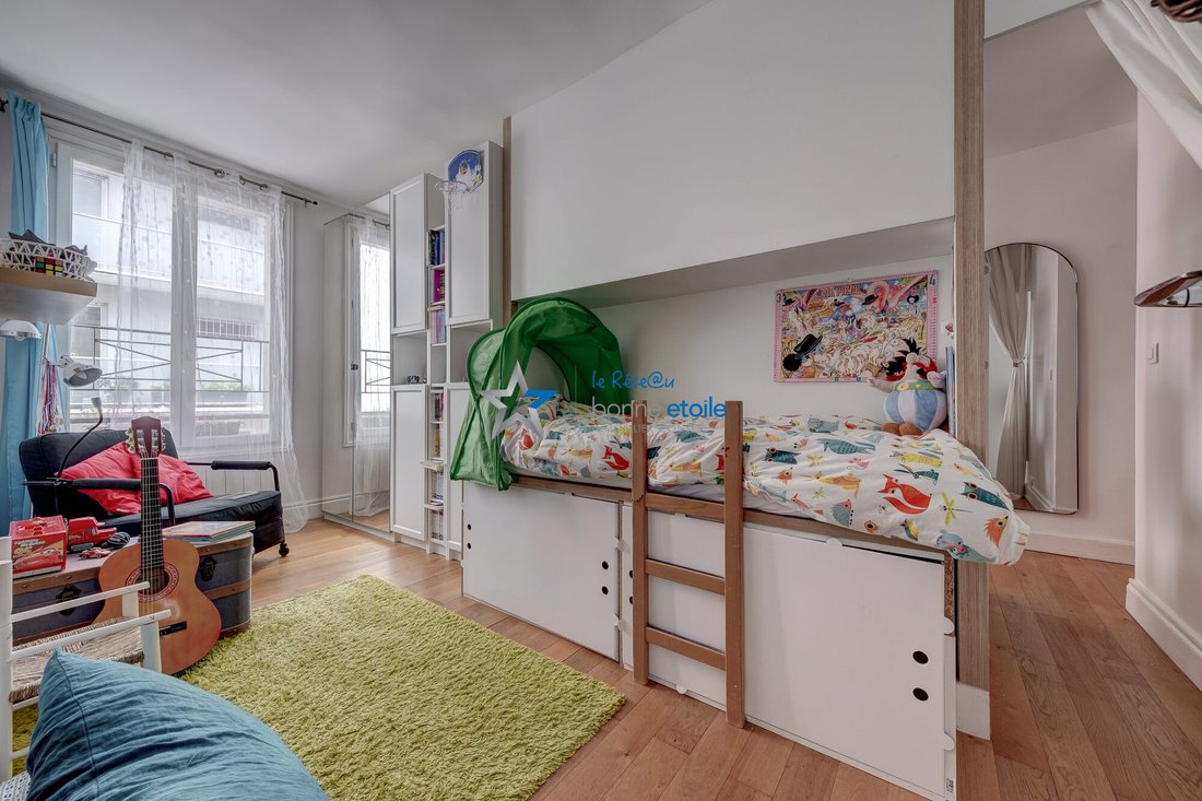 Apartment in Manin-Jaurès, Paris 19e Arrondissement, Paris 4 - 18138799