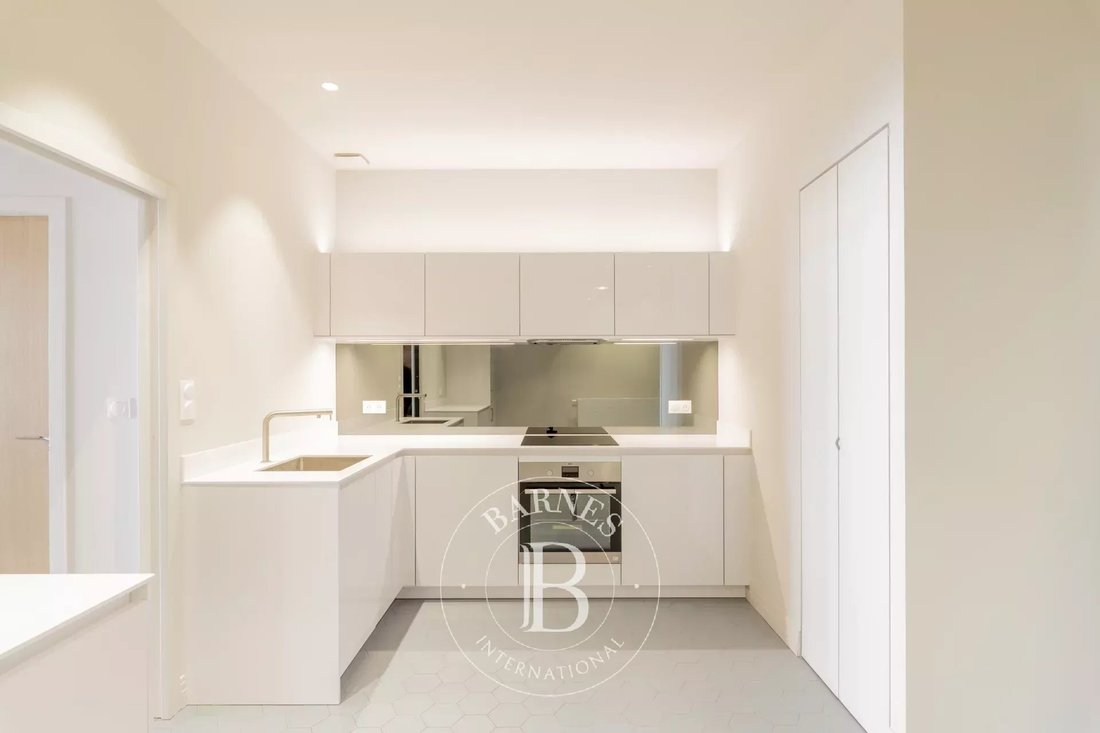 Apartment in Grand Parc-Chartrons-Paul Doumer, Bordeaux, France 4 - 11860959