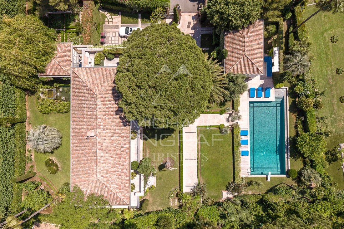 Villa in Antibes, Provence-Alpes-Côte d'Azur, France 2 - 18130297