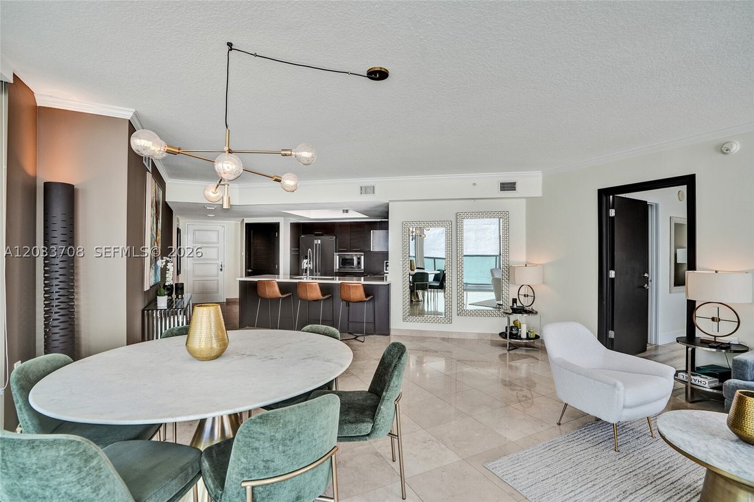 Condo in Sunny Isles Beach, Florida, United States 4 - 18125553