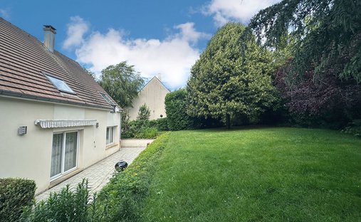 Villa in Saint-Witz, Ile-de-France, France 1