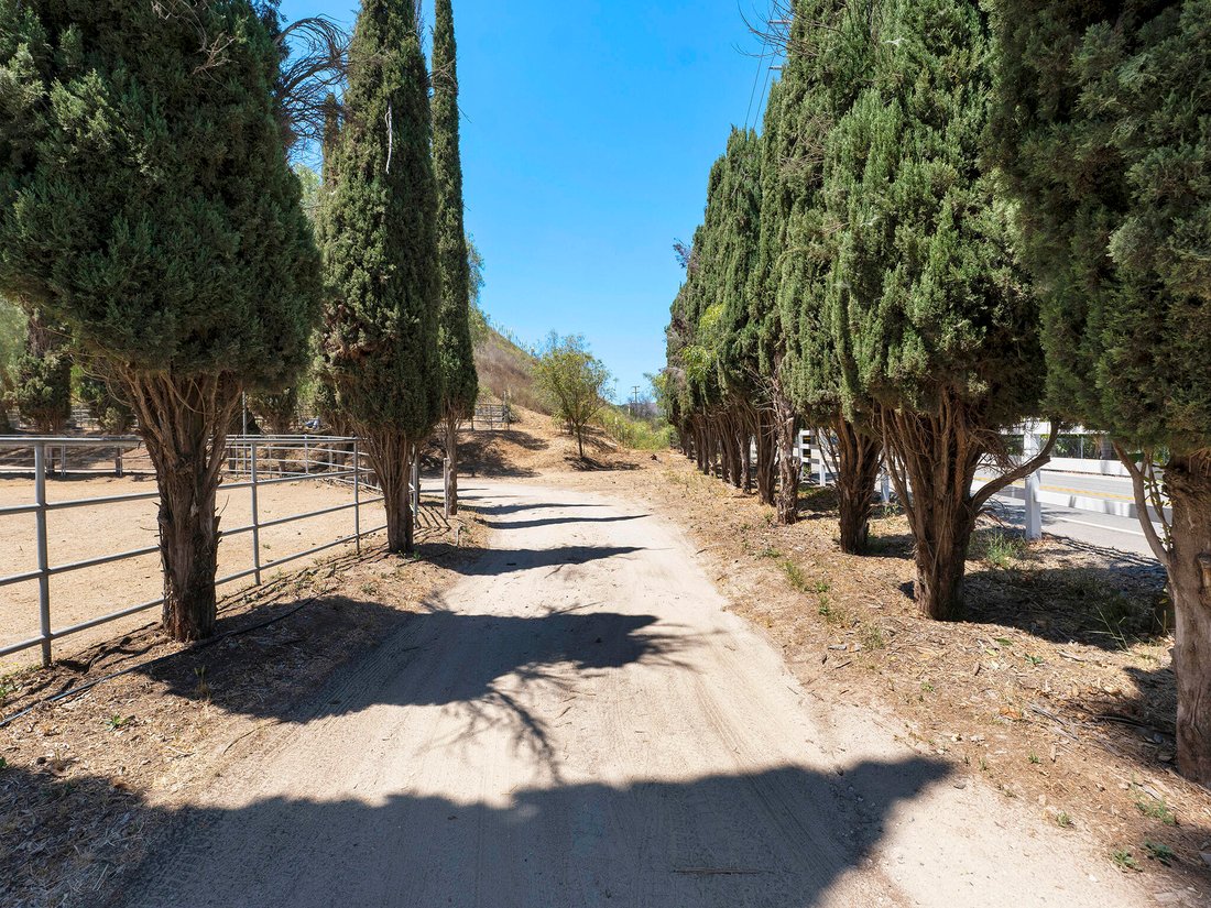 House in Somis, California, United States 3 - 18131284
