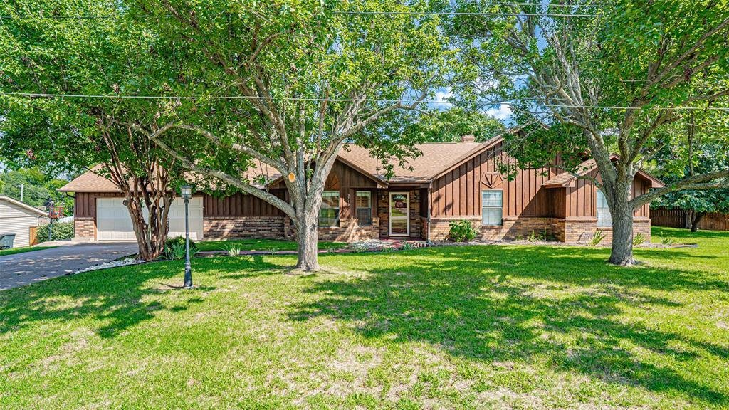 House in Granbury, Texas, United States 5 - 18132625