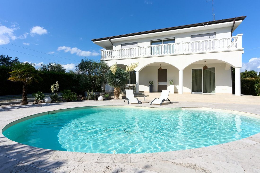 Villa in Center, Fucecchio, Tuscany 3 - 18133321