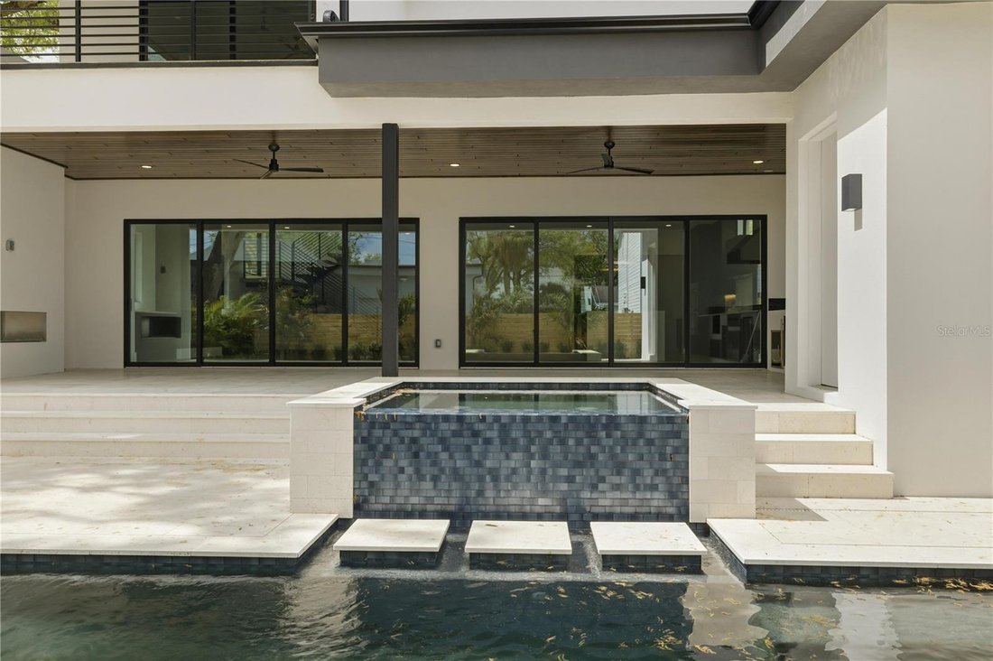 House in Tampa, Florida, United States 3 - 17181752
