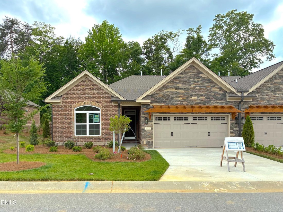 Townhouse in Elon, North Carolina, United States 1 - 17192375