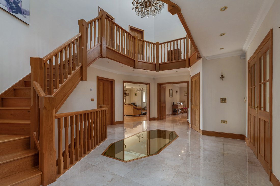 House in Prestbury, England 5 - 18129426