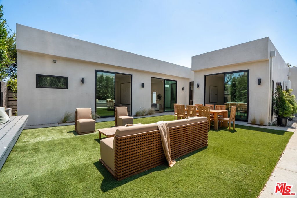 House in Los Angeles, California, United States 3 - 18132523
