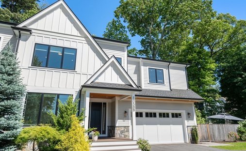 House in Newton, Massachusetts, United States 1