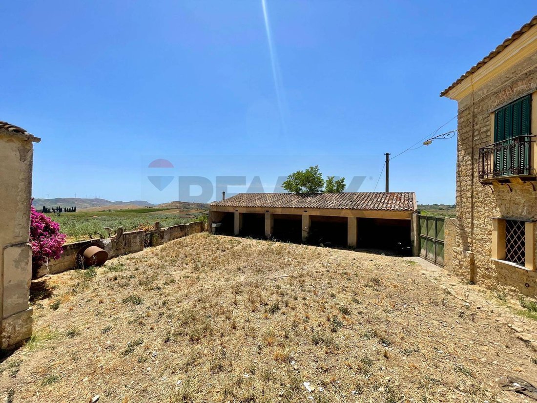 Country House in Mazzarino, Sicily, Italy 5 - 18134374