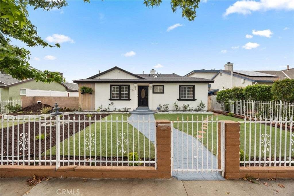 House in Los Angeles, California, United States 1 - 18139090