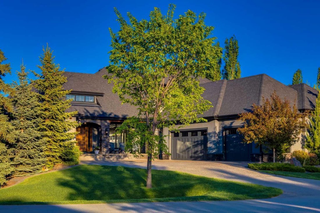 House in Calgary, Alberta, Canada 5 - 18130894