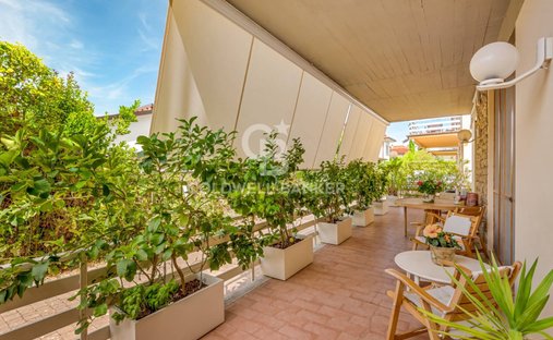 Apartment in Center, Forte dei Marmi, Tuscany 1