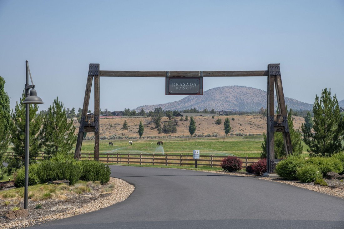 House in Powell Butte, Oregon, United States 2 - 18132032