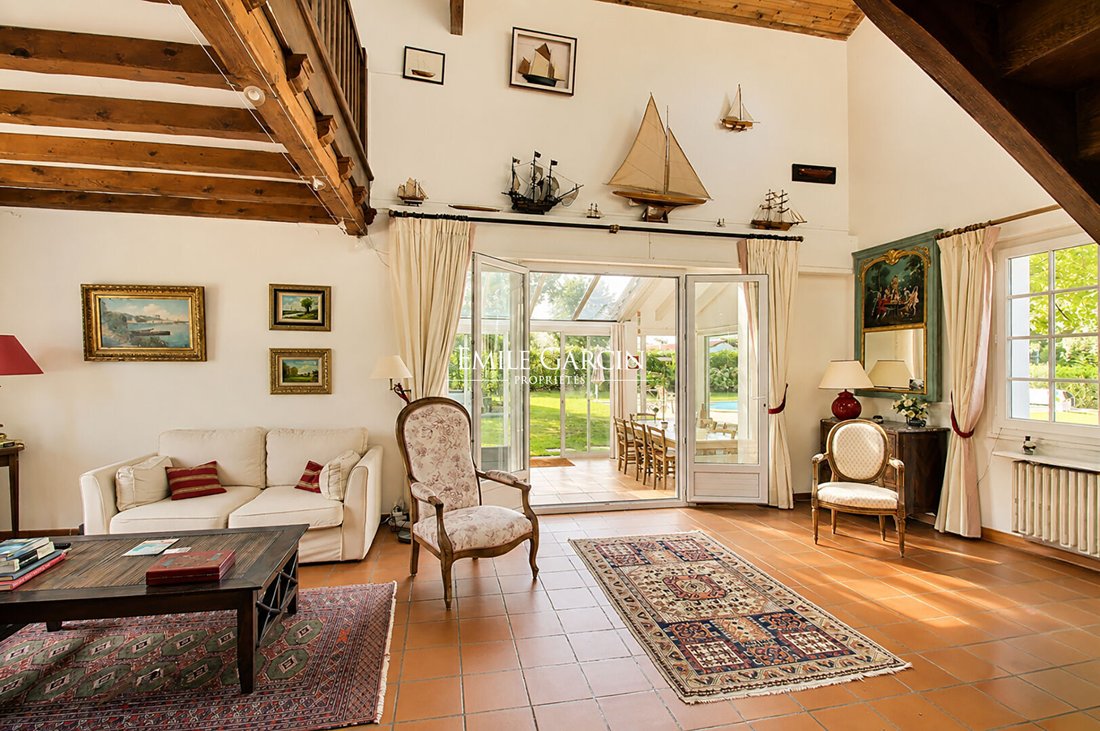Villa in Mendi-Choko-Karrikatxar-Olhette, Urrugne, France 4 - 16173953