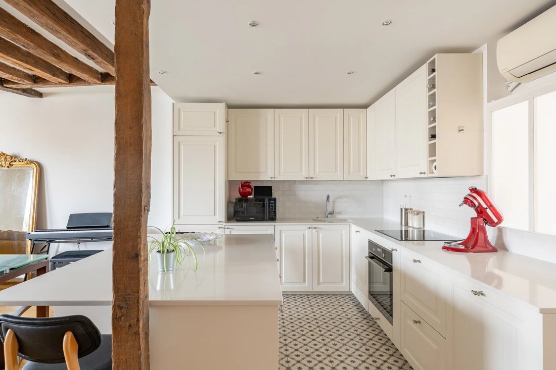 House in Paris 1er Arrondissement, Paris, France 5 - 18130095