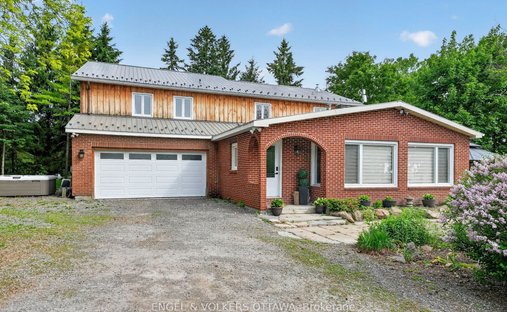 House in Crysler, Ontario, Canada 1