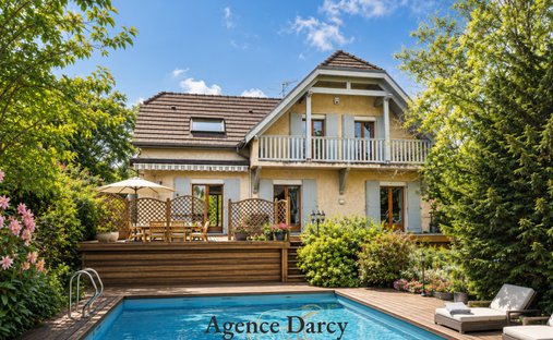 House in Grangier, Dijon, France 1