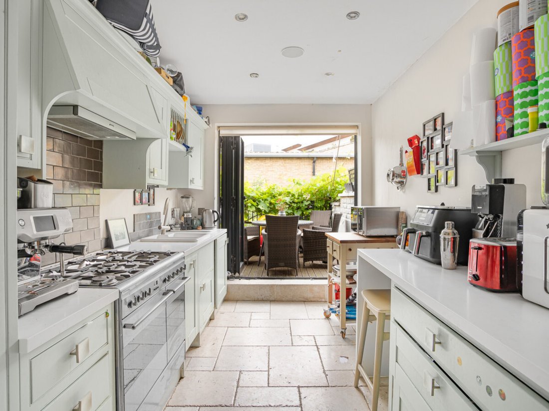 Apartment in Lower Holloway, Islington, England 2 - 18133461