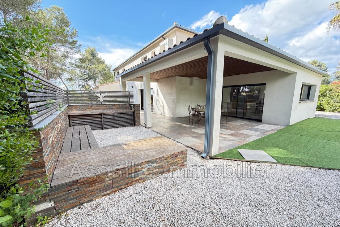 Villa in Saint-Vincent-de-Barbeyrargues, Occitania, France 2 - 18129868