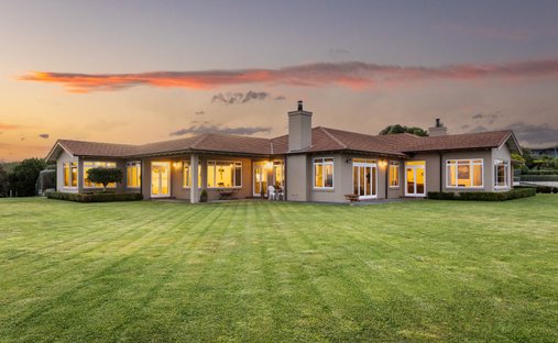 House in Eskdale, Hawke's Bay, New Zealand 1