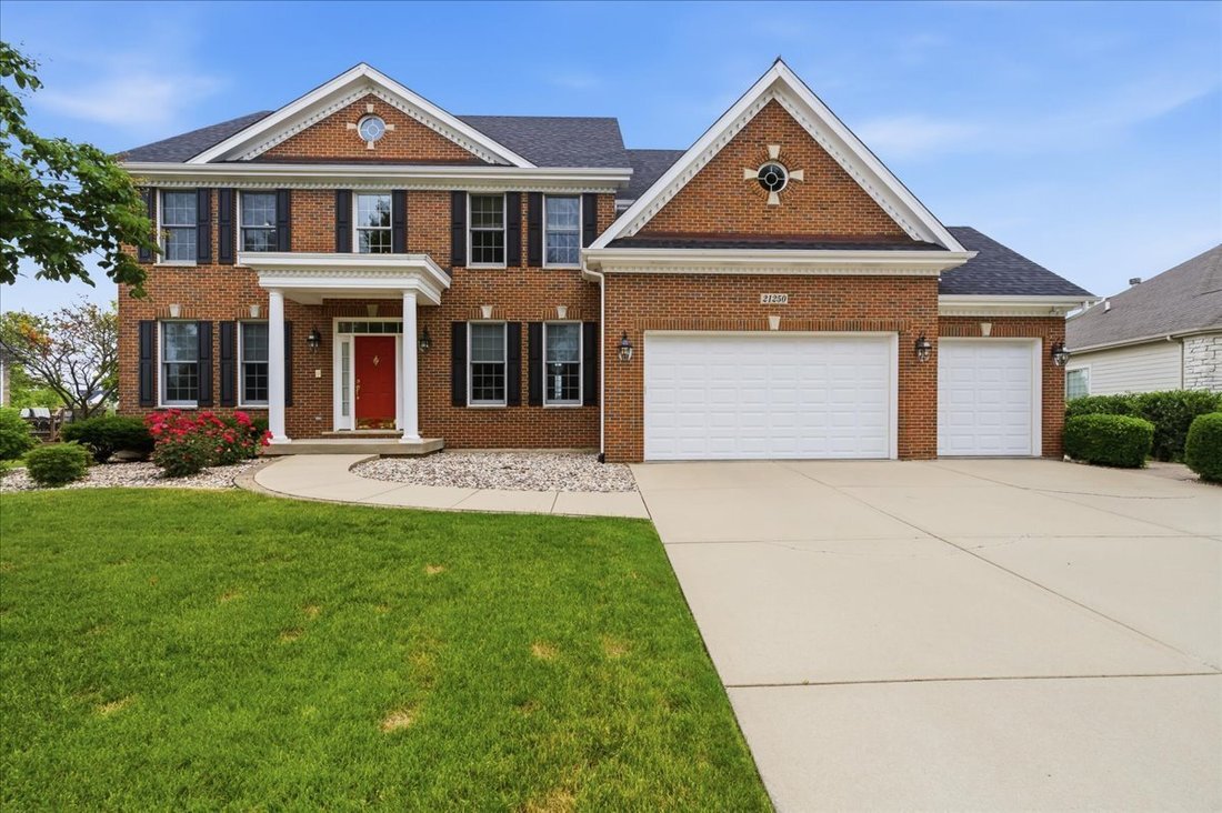 House in Joliet, Illinois, United States 2 - 18139089