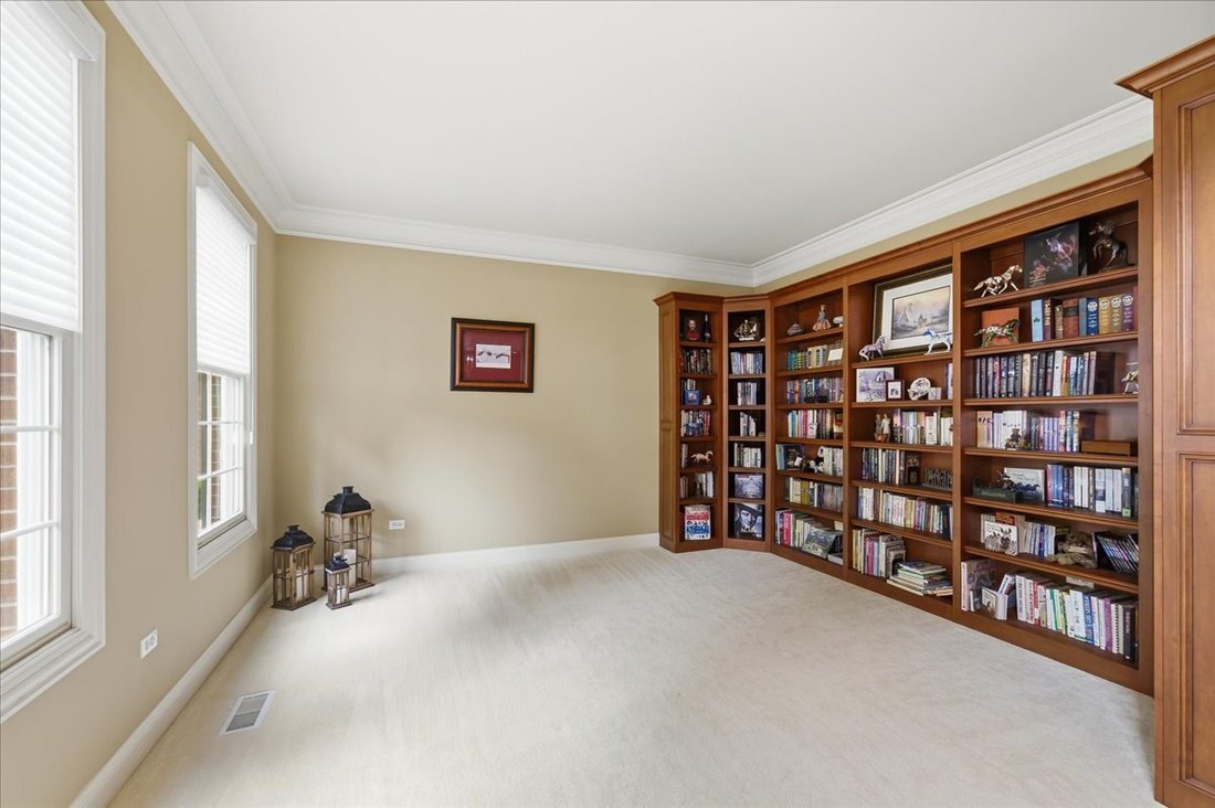 House in Joliet, Illinois, United States 5 - 18139089