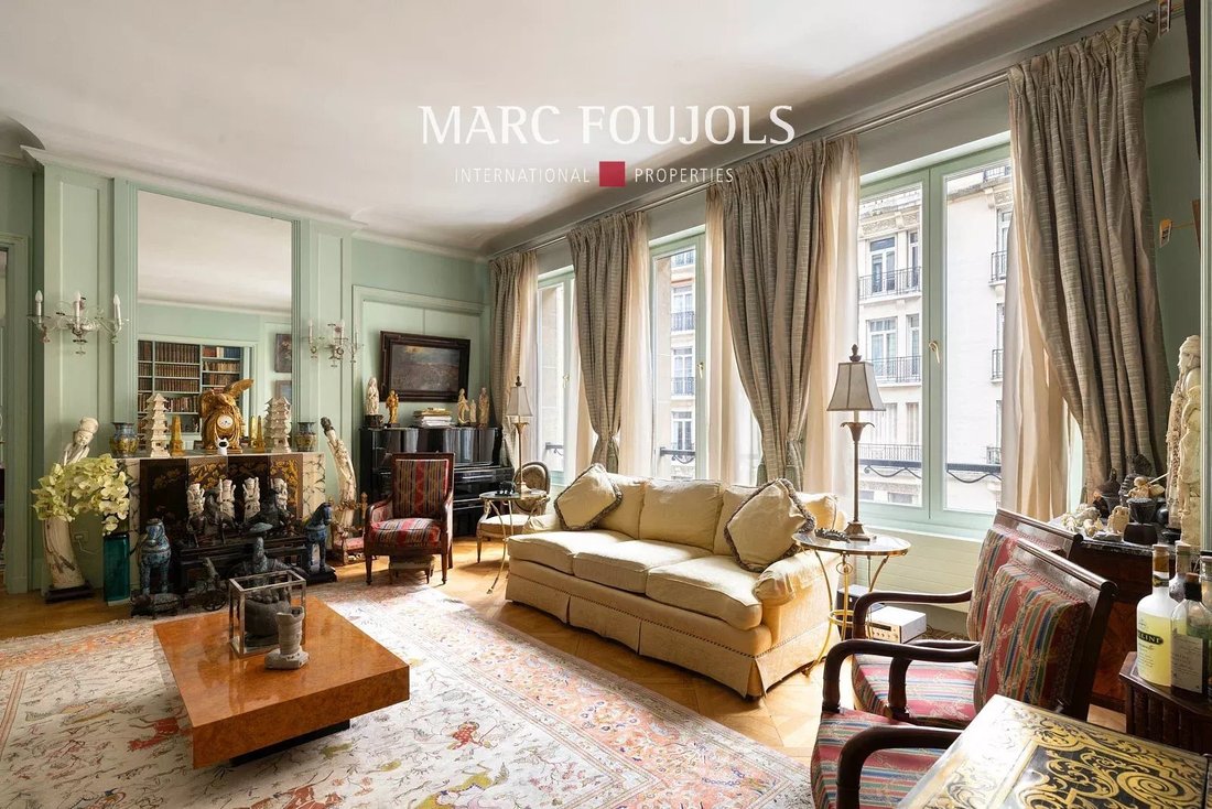 Apartment in Muette Nord, Paris 16e Arrondissement, Paris 5 - 18130323