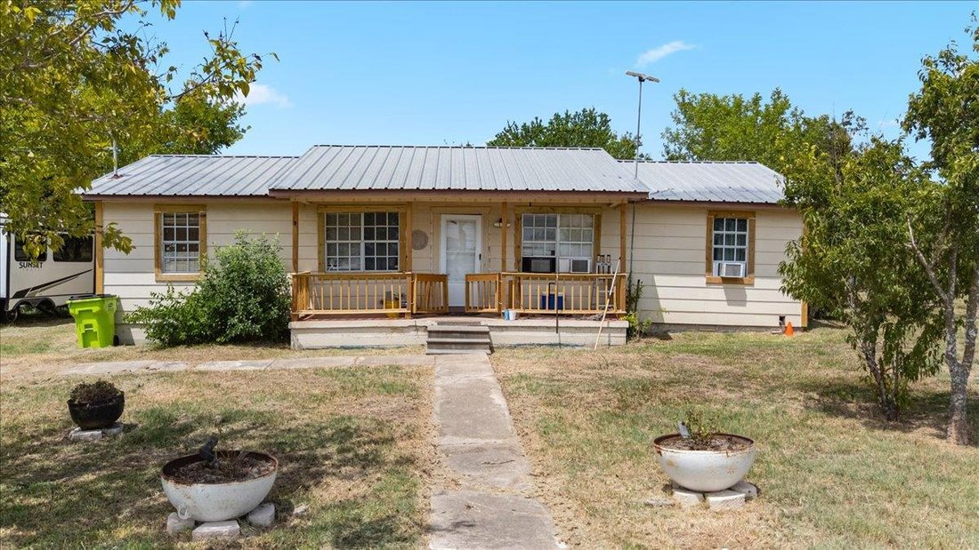 House in Beyersville, Texas, United States 5 - 18133003
