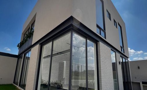 House in Santiago de Querétaro, Querétaro, Mexico 1