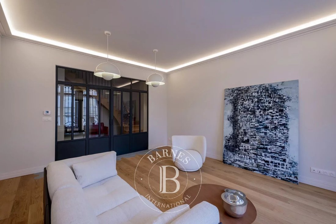Apartment in Grand Parc-Chartrons-Paul Doumer, Bordeaux, France 3 - 11860959