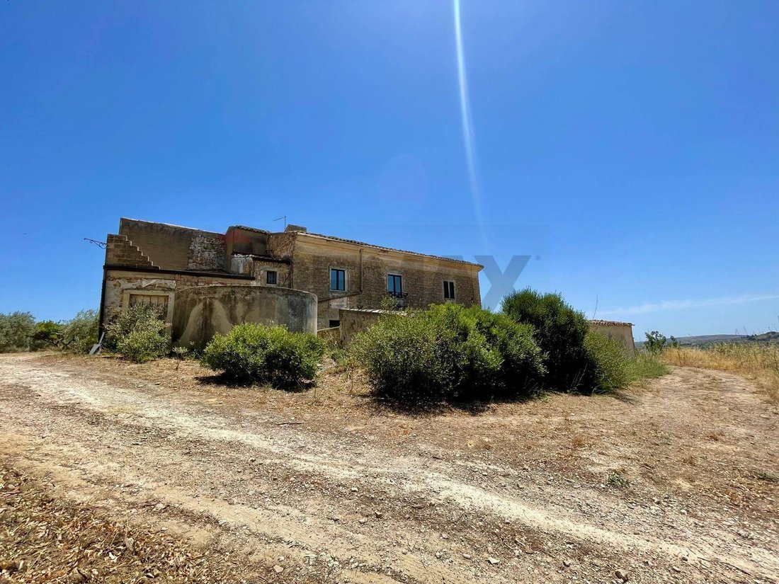 Country House in Mazzarino, Sicily, Italy 2 - 18134374