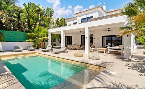 Villa en Elviria-Cabopino, Marbella, España 1