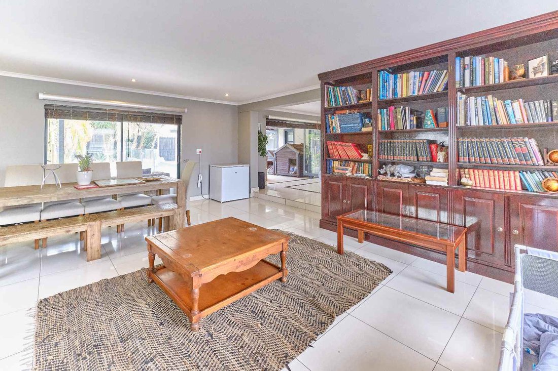 House in Cape Town, Western Cape, South Africa 4 - 18127938