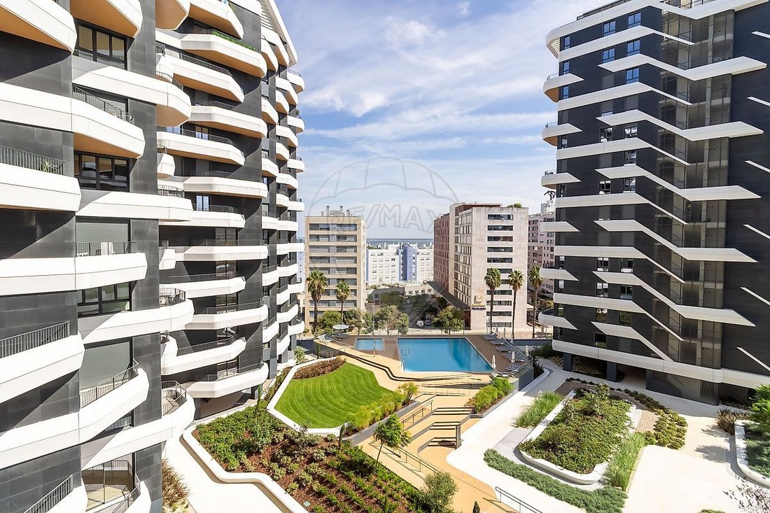 Apartment in Parque das Nacoes, Lisbon, Portugal 5 - 18129068