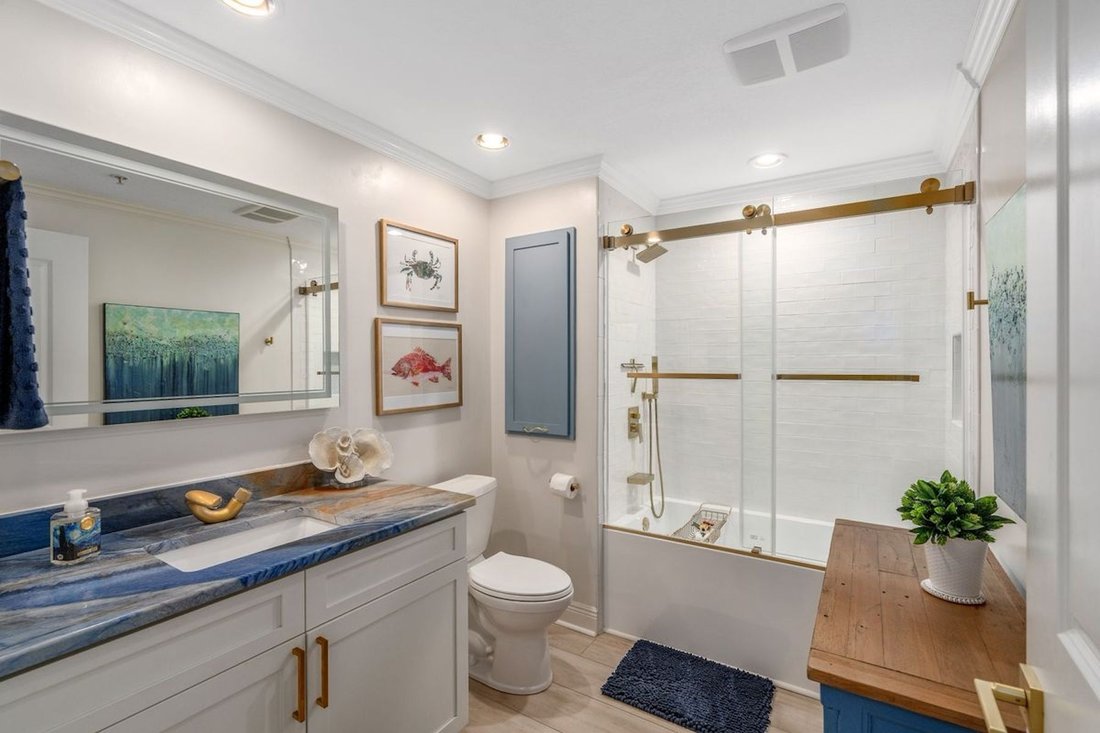 Condo in Pensacola, Florida, United States 3 - 18134283