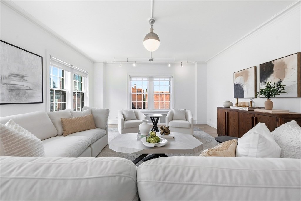 Condo in Boston, Massachusetts, United States 4 - 18129666