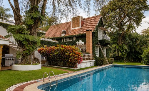 Villa in Cuernavaca, Morelos, Mexico 1