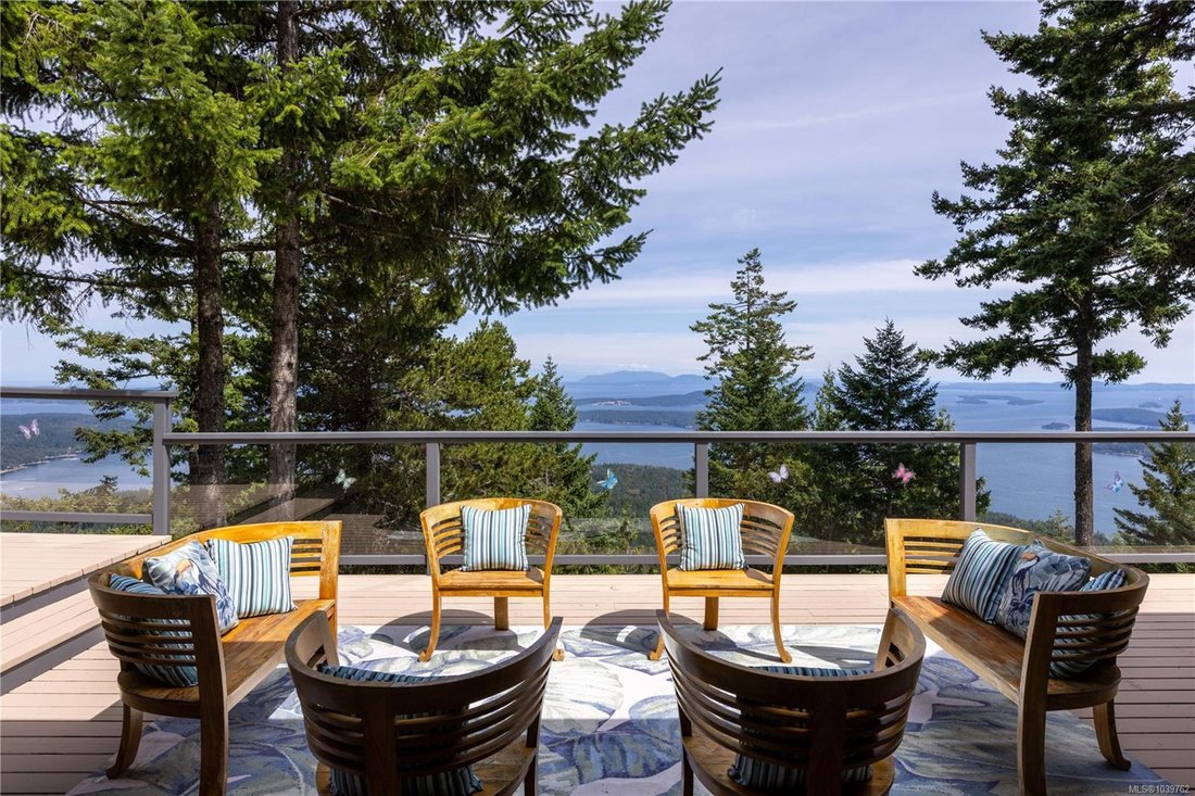 House in Saltspring Island, British Columbia, Canada 2 - 18133275
