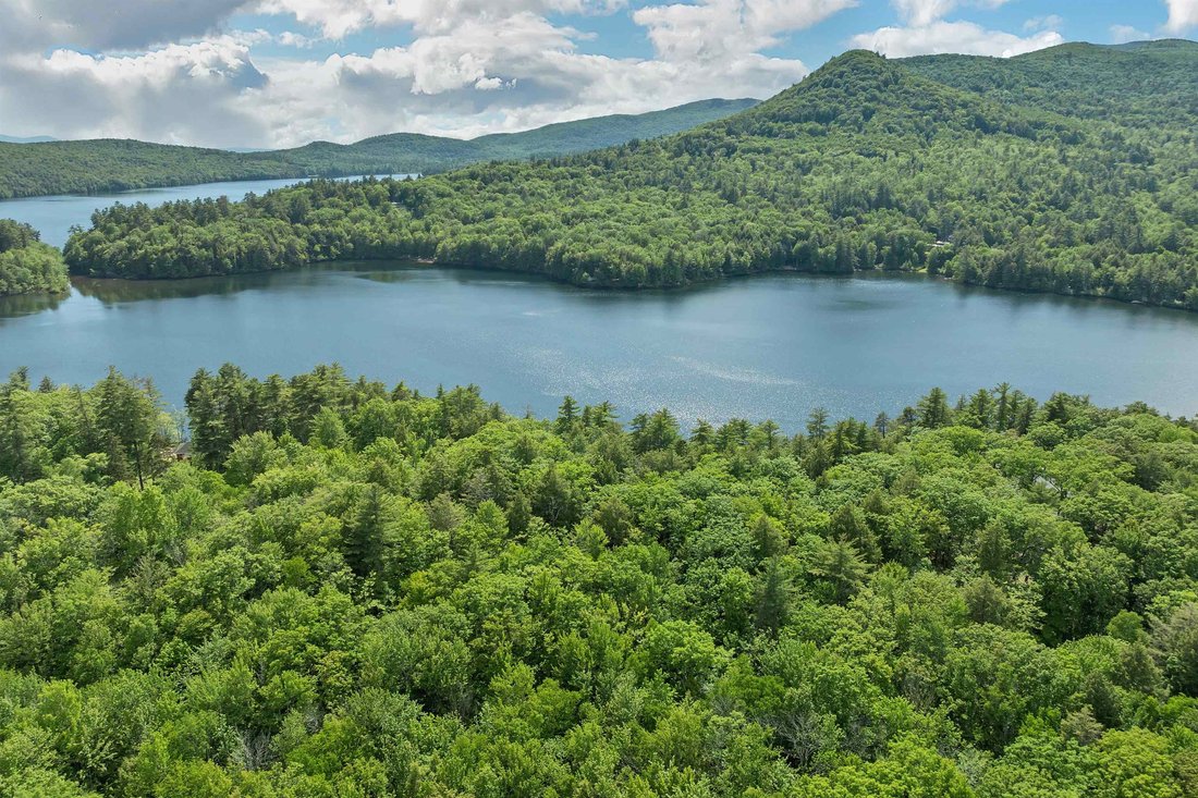 House in Ossipee, New Hampshire, United States 2 - 18133105