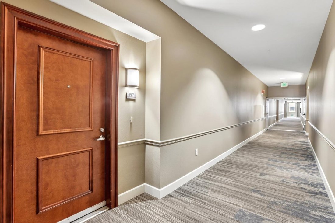 Condo in San Jose, California, United States 3 - 18132251