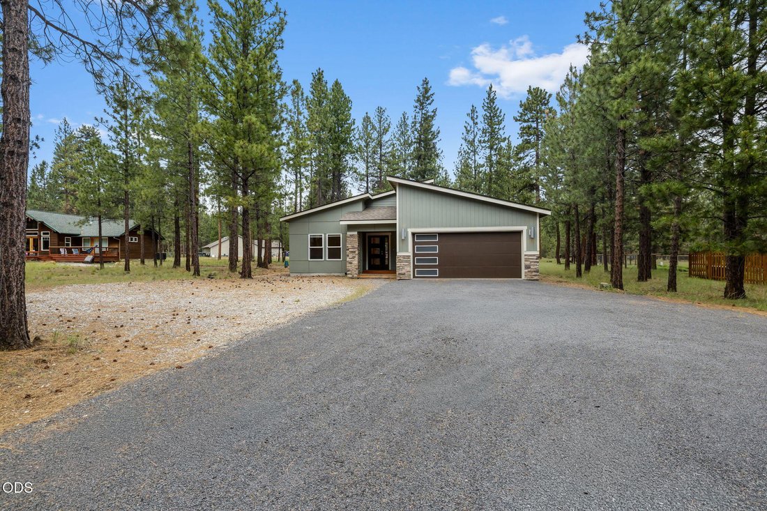 House in Sisters, Oregon, United States 3 - 18132034