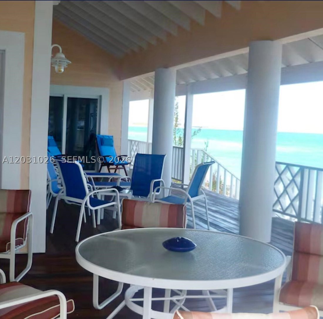 House in Miami, Florida, United States 4 - 18132948