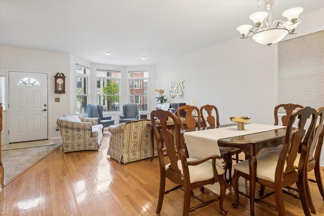House in Chicago, Illinois, United States 4 - 18132675